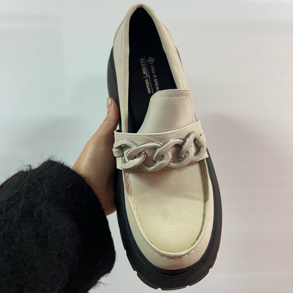 Call It Spring Chunky Platform Cream Loafer with Chain Accent Woman Size 7 - Picture 2 of 7